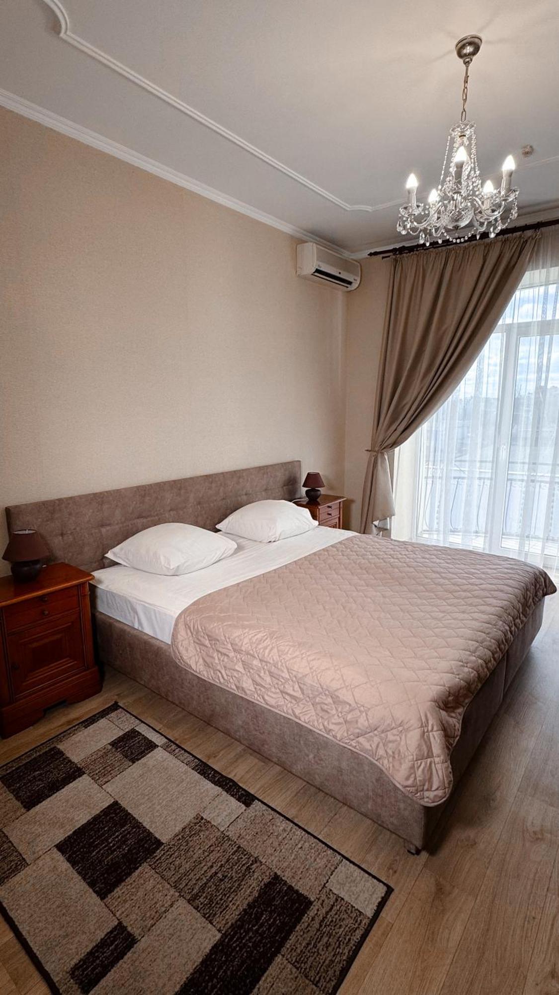 Palace Ukraine Hotel