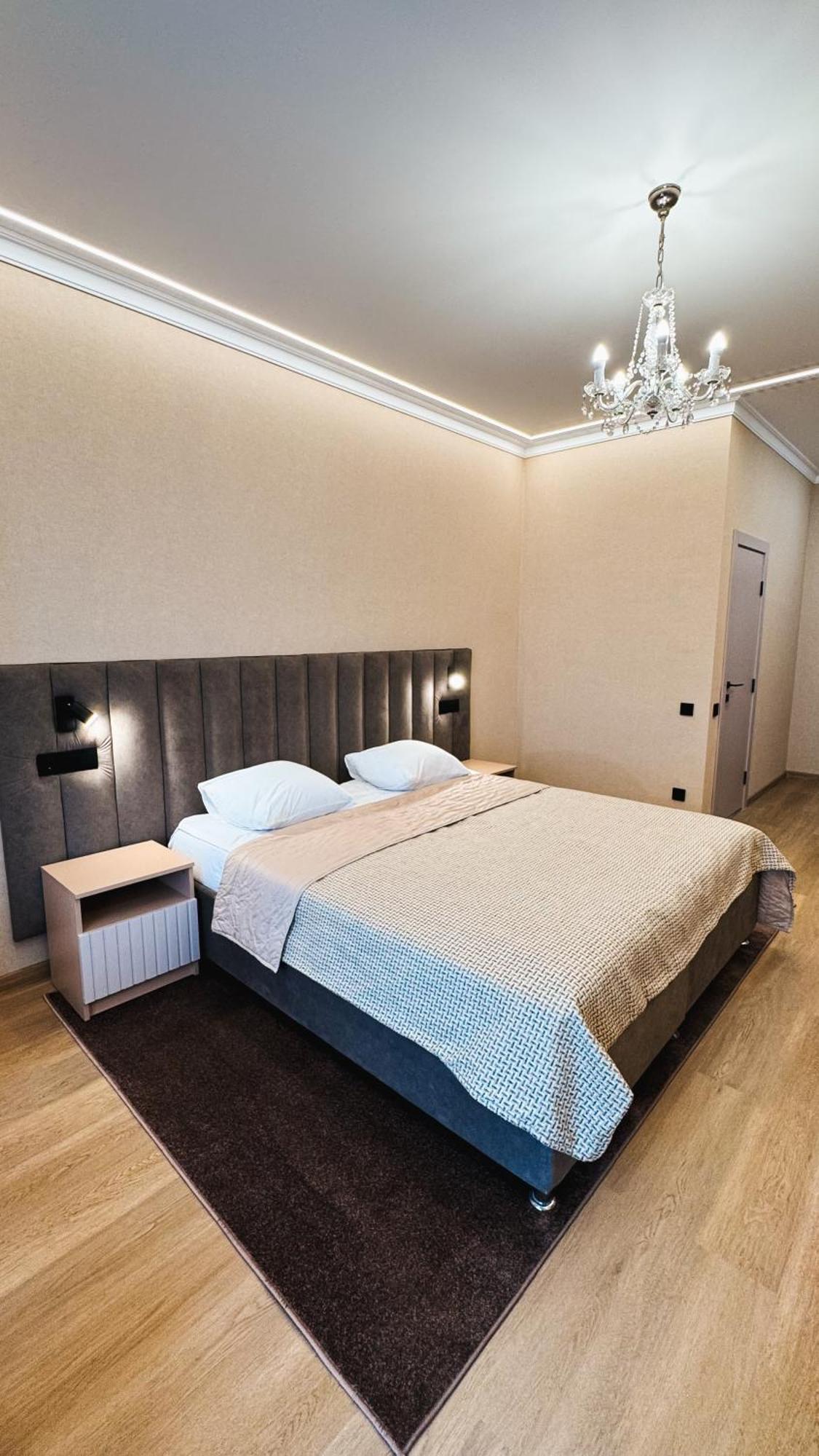 Palace Ukraine Hotel 4*